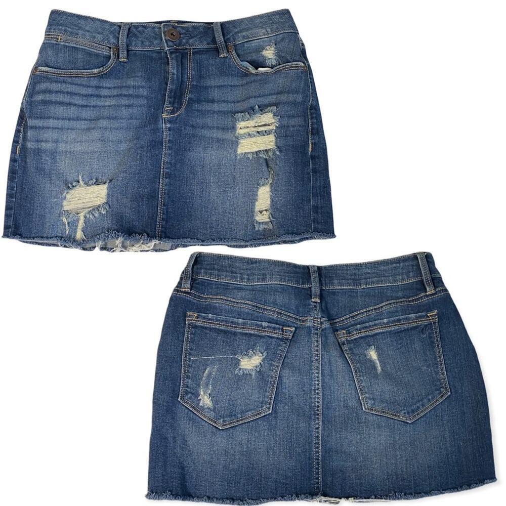 American Rag Cie Destroyed Jean Mini Skirt Size 0 in wonderful condition